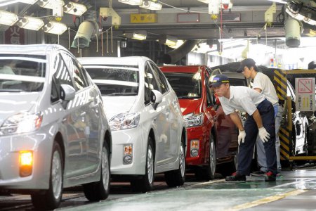 Объем японского автомобильного рынка в феврале снизился на 4%