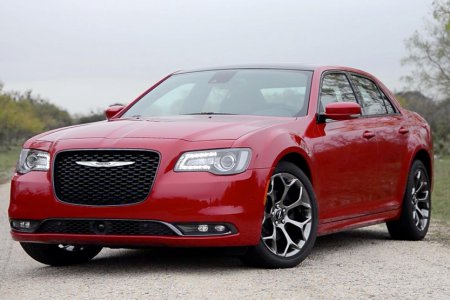  Chrysler 300S   