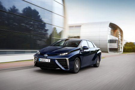    2016   Toyota Mirai