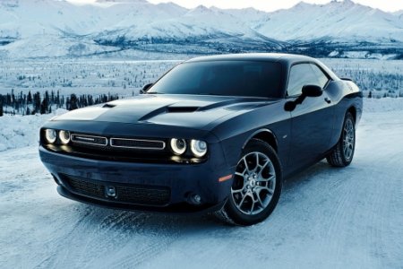 Dodge представил первый полноприводный muscle car с американским паспортом