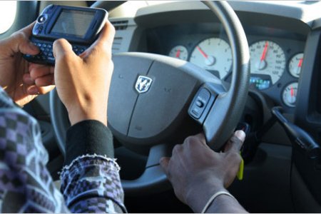 Пять распространённых водительских привычек, которые угробят автомобиль